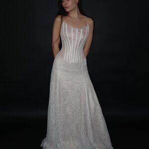 Floor Sample US 2-4 Anna Augusta Chantilly Lace Evening Gown